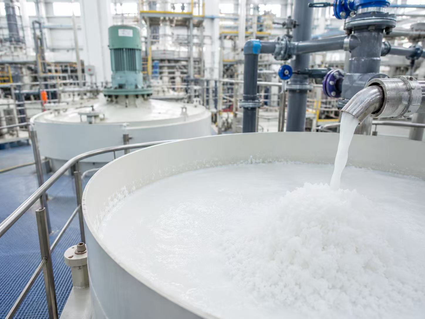 Chemical crystals and inorganic salt slurry