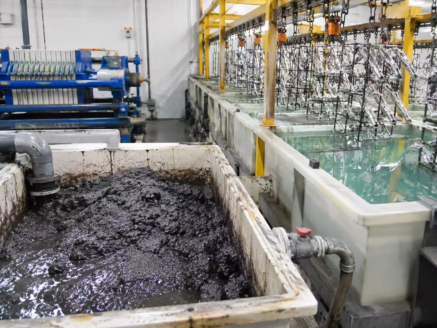 Electroplating, metallurgy and pickling sludge