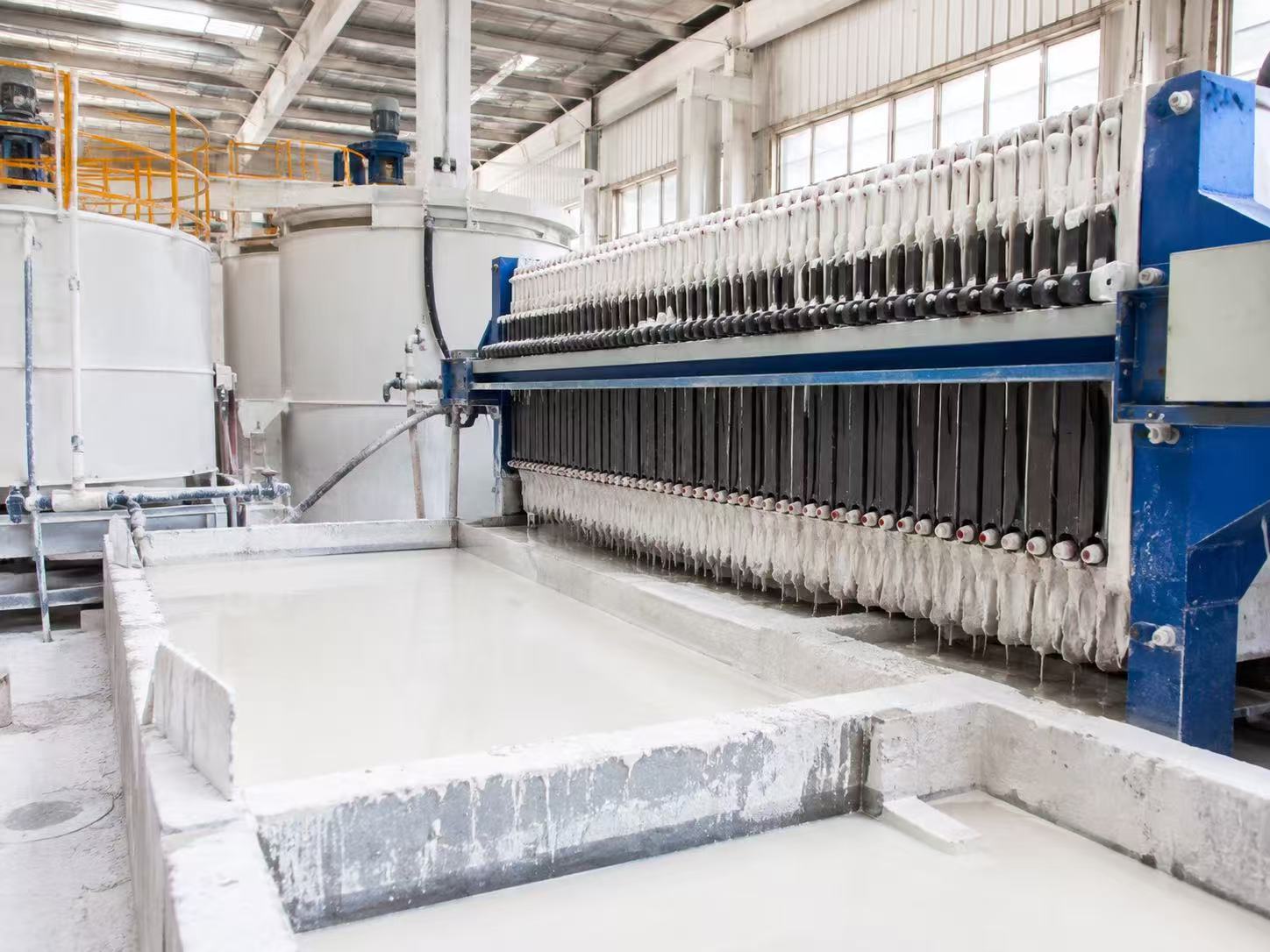 Municipal sewage sludge dewatering